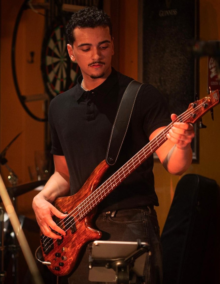 Elias Amaya